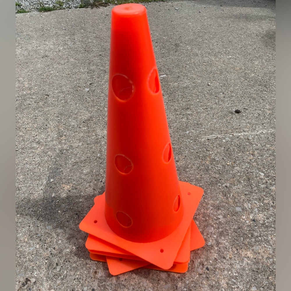 5 cones